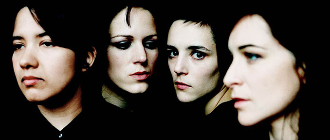 SAVAGES COM CONCERTO NO HARD CLUB DO PORTO EM 2014